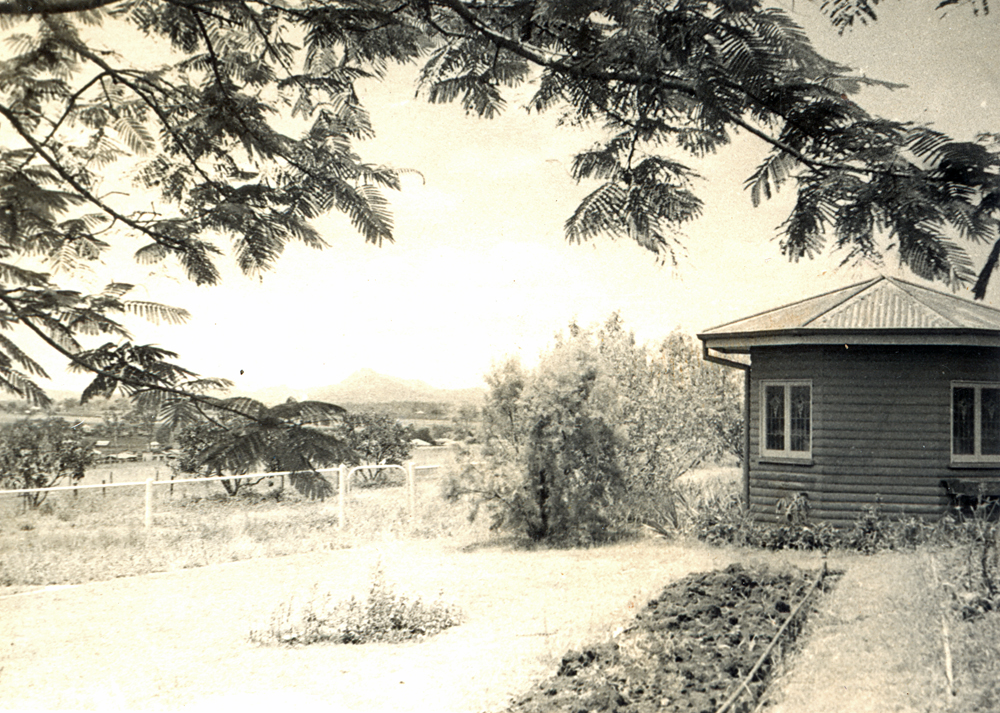 Lauriston Residential Care, Robertson Road, dollhouse in garden, when a private residence, Ipswich,  1930s
