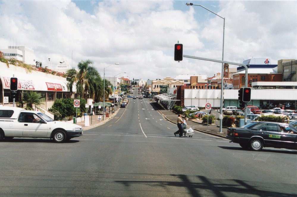 Streetscapes - Limestone Street, Ipswich, 1999