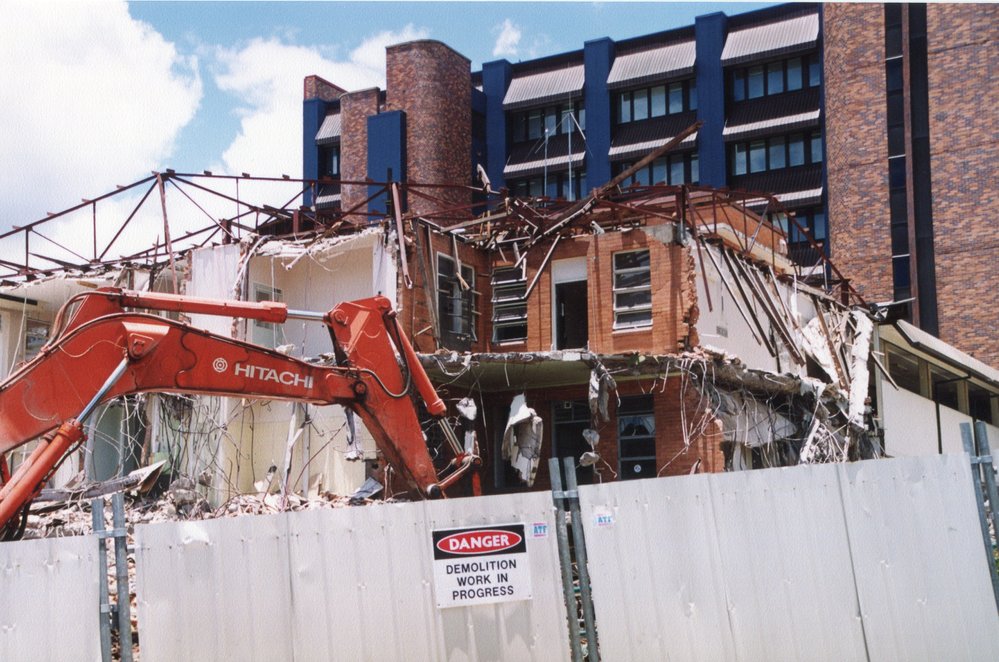 Streetscapes - Ipswich General Hospital demolition works