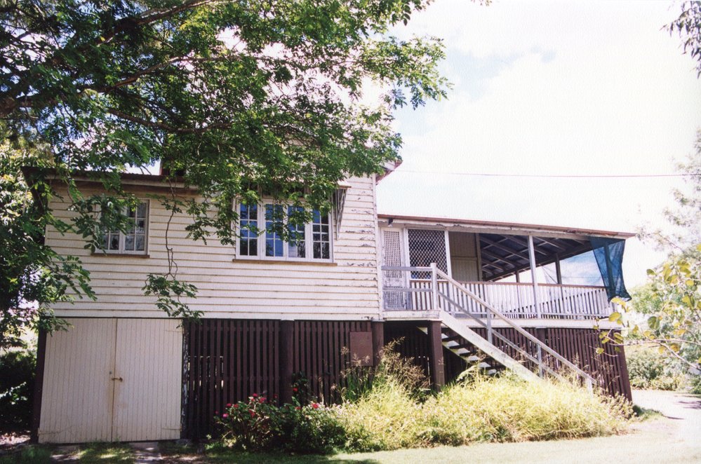Streetscapes - Brisbane Road, Redbank, 1999
