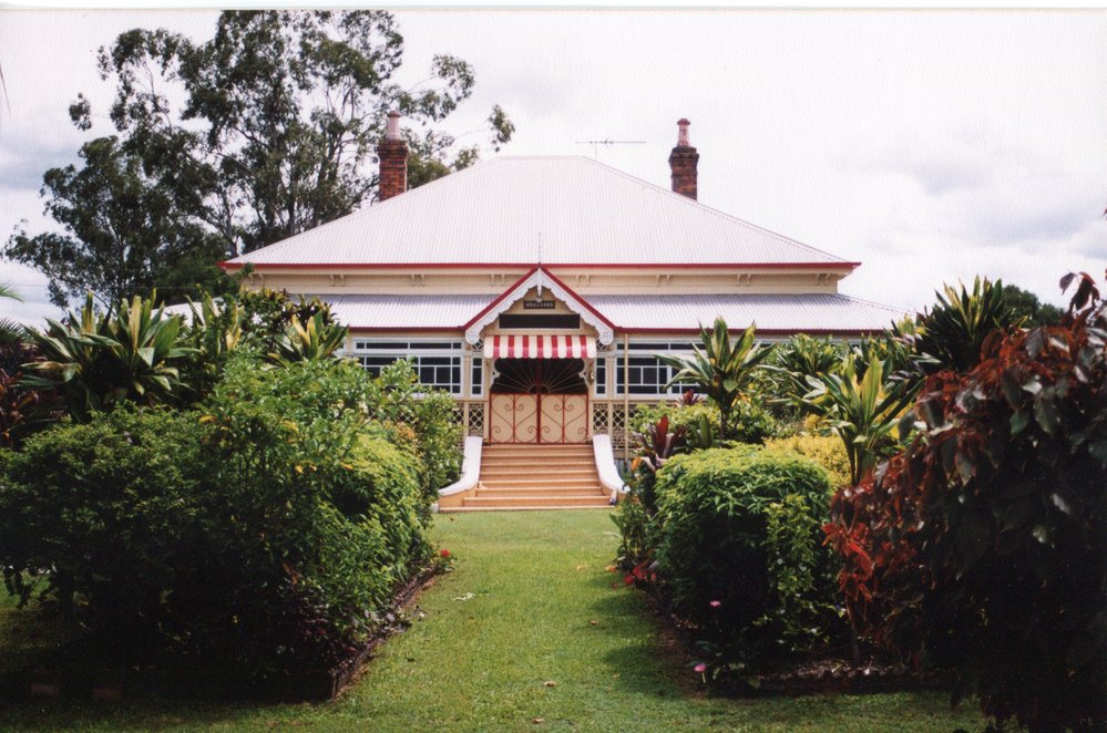 Streetscapes - Mt Crosby Road, Tivoli, 1999