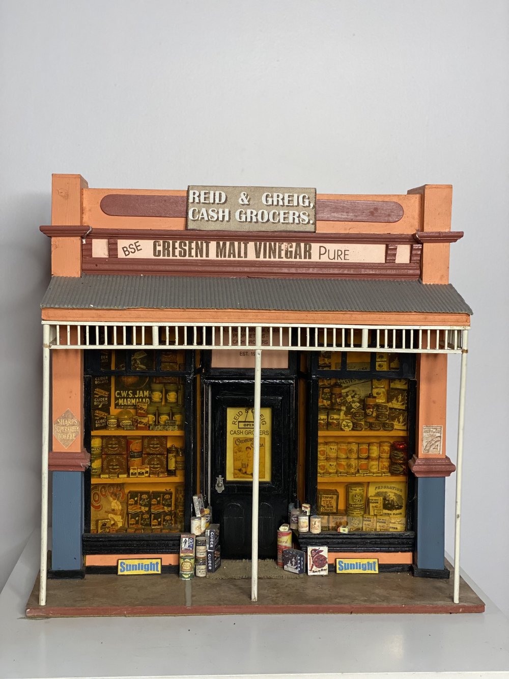 Model of Reid &amp; Greig Cash Grocers, Ipswich Mini Crafters