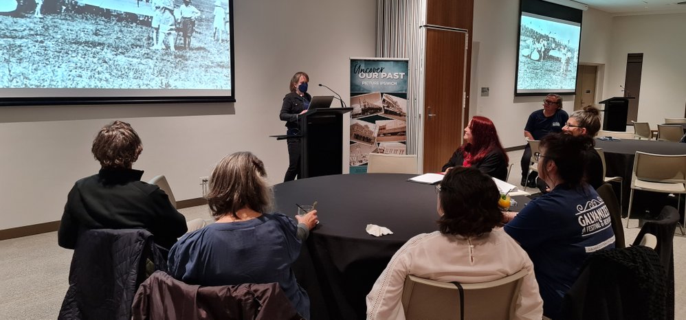 Ipswich Mid-Century Chic Panel Seminar, Melanie Rush, 2022