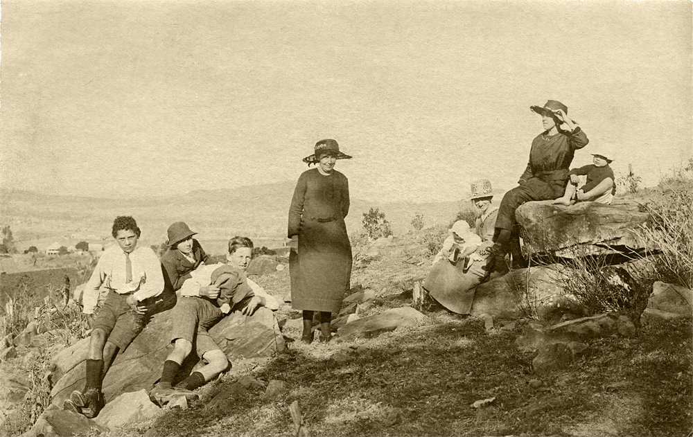 Group of people on Two Tree Hill, Tallegalla, Ipswich, late 1920s