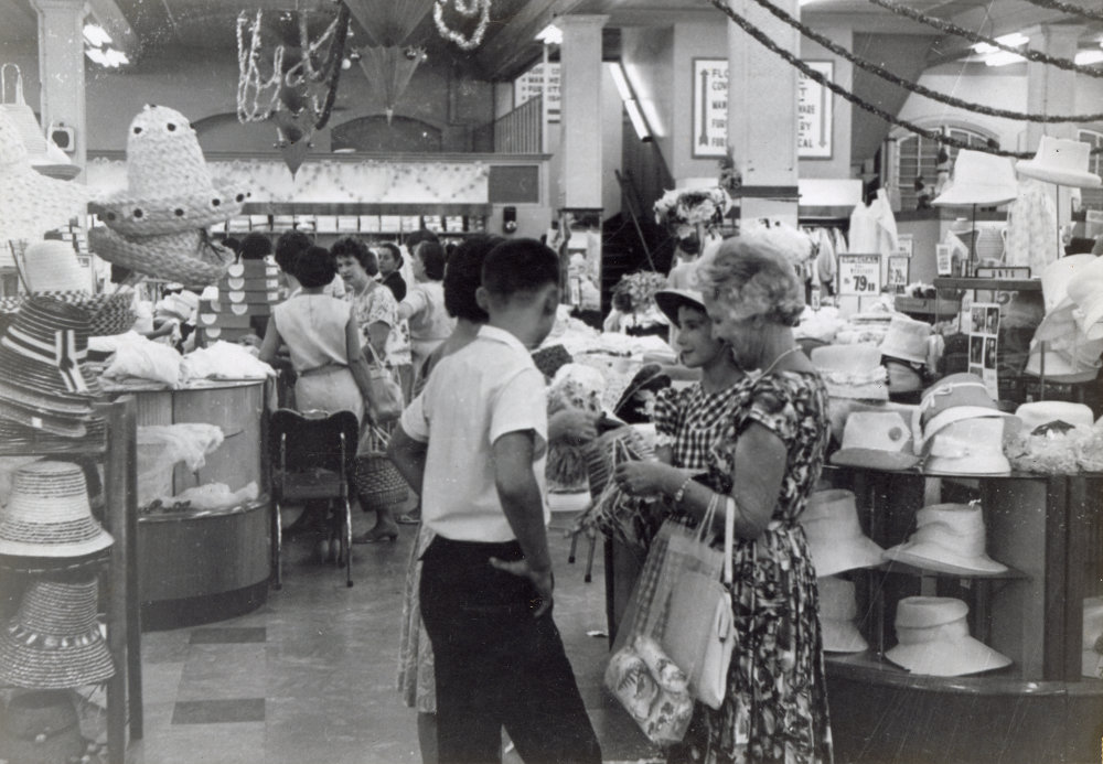 Christmas at Cribb &amp; Foote, Ipswich, 1965