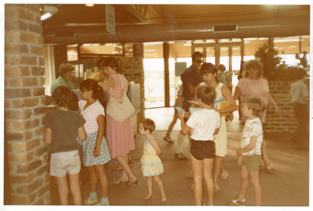 Opening day, Redbank Plains Library, 23rd October 1985