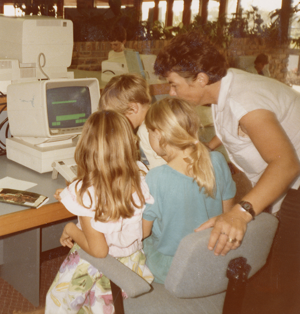 Opening day, Redbank Plains Library, 23rd October 1985