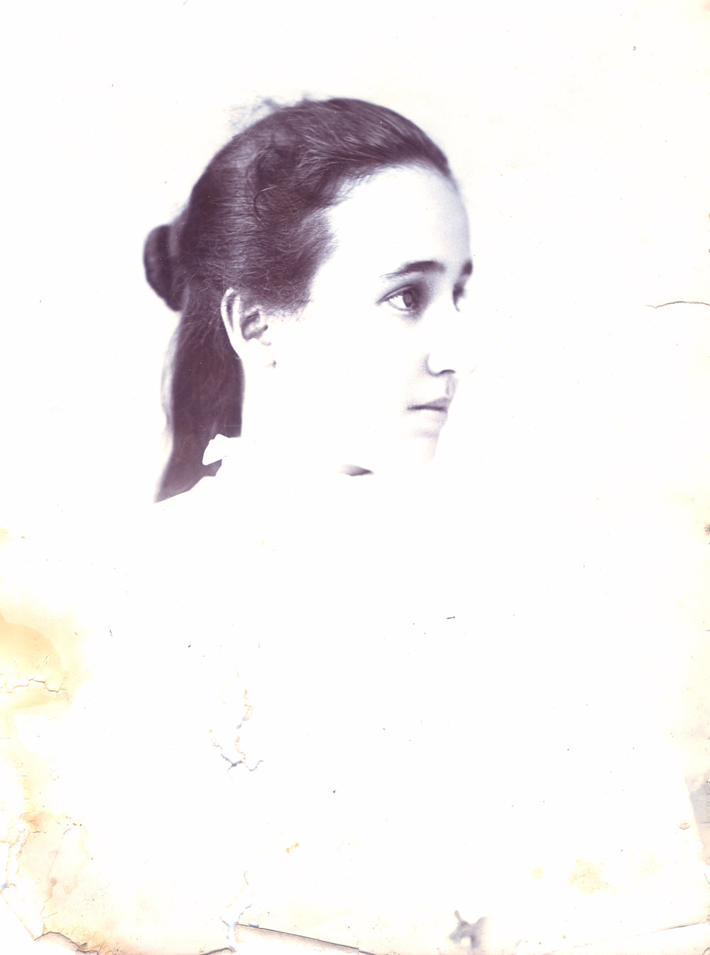 Laura Haenke (nee Taylor), Ipswich, circa 1890s