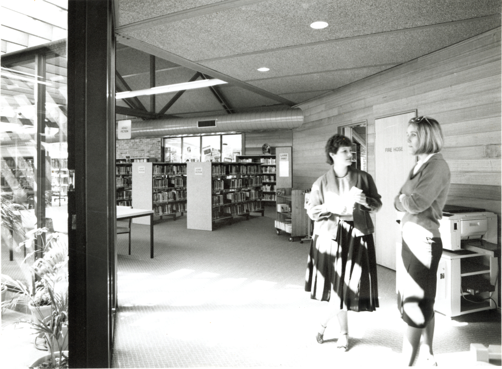 Redbank Plains Library, August 1986