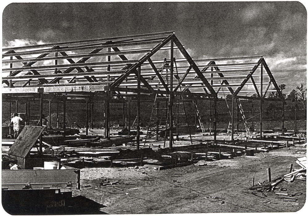 Construction of the Redbank Plains Library, 1 Moreton Avenue, Redbank Plains, 1985