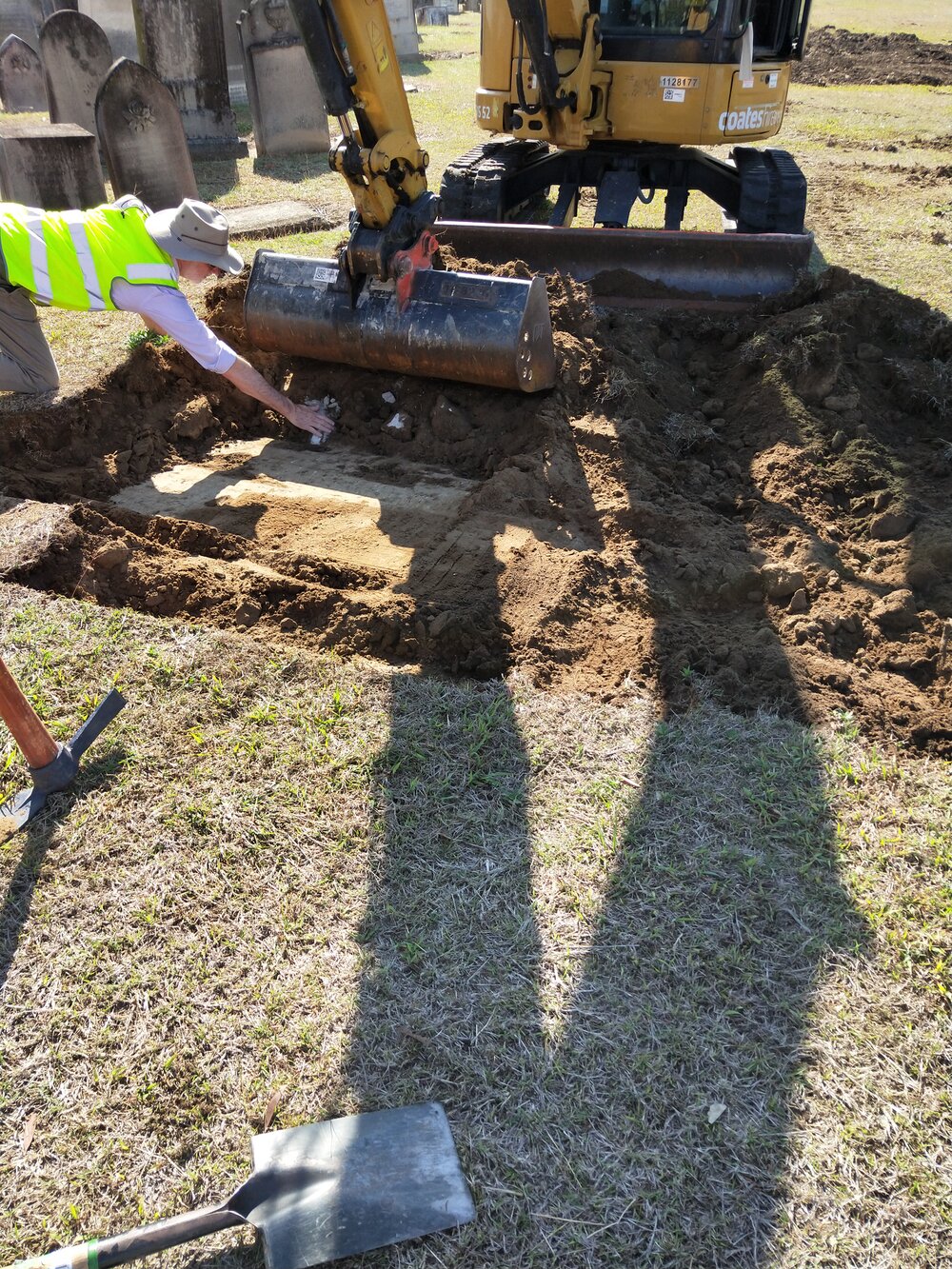 Excavations of the Fleming Vault, Ipswich General Cemetery, October 2018