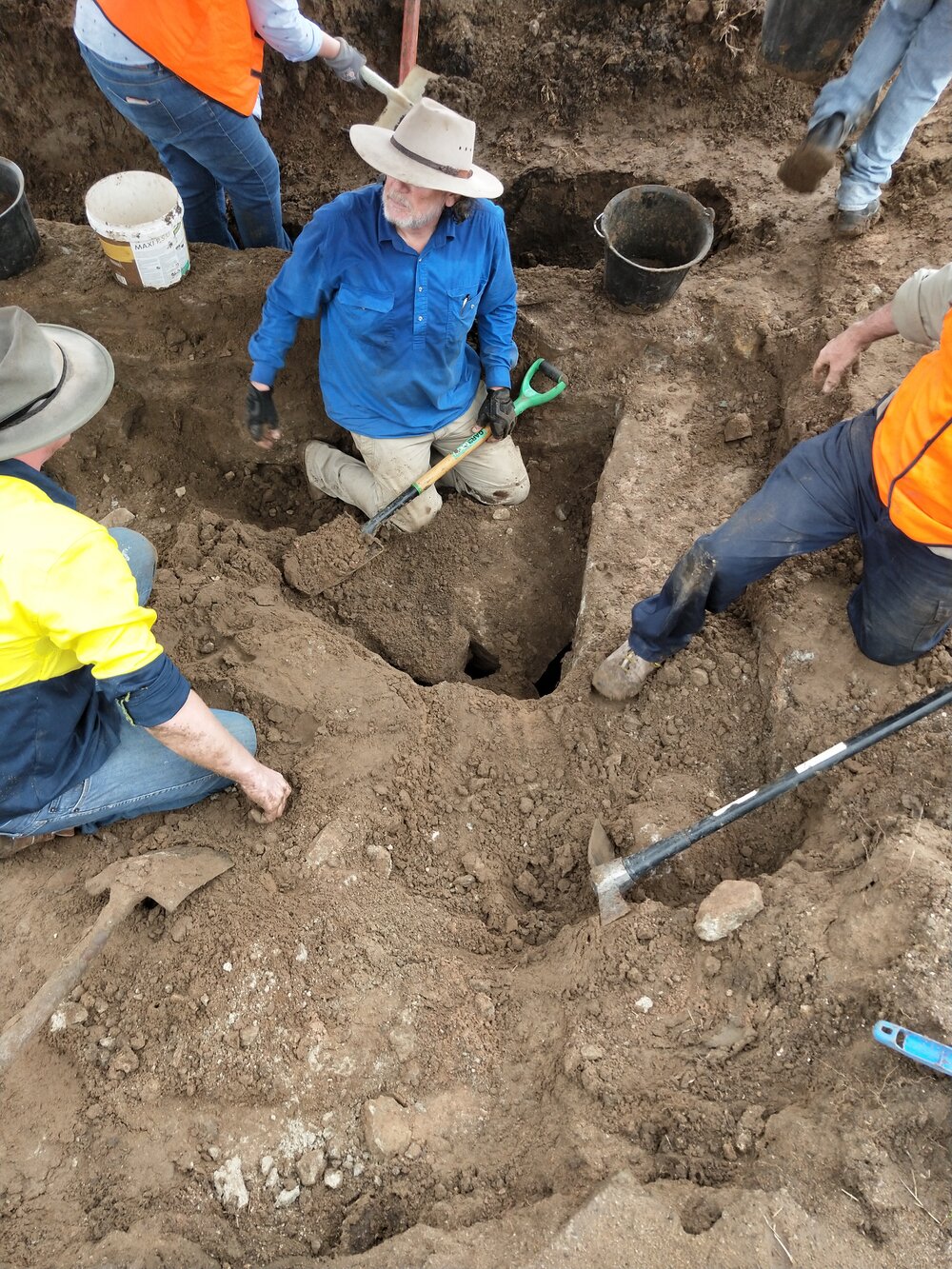 Excavations of the Fleming Vault, Ipswich General Cemetery, October 2018
