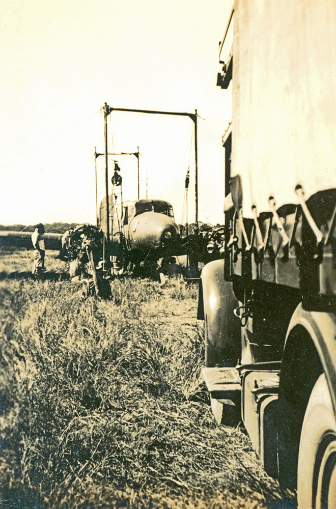Salvaged crashed Avro Anson aircraft, Gympie, 1941