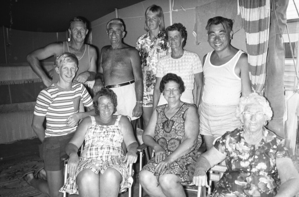 Ipswich family on holiday, Queensland, January 1978