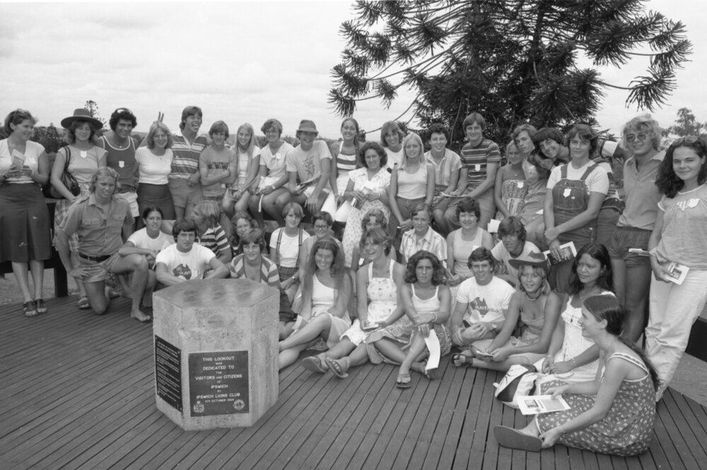 Students visiting Lions Lookout in Queens Park, Ipswich, Queensland, January 1978
