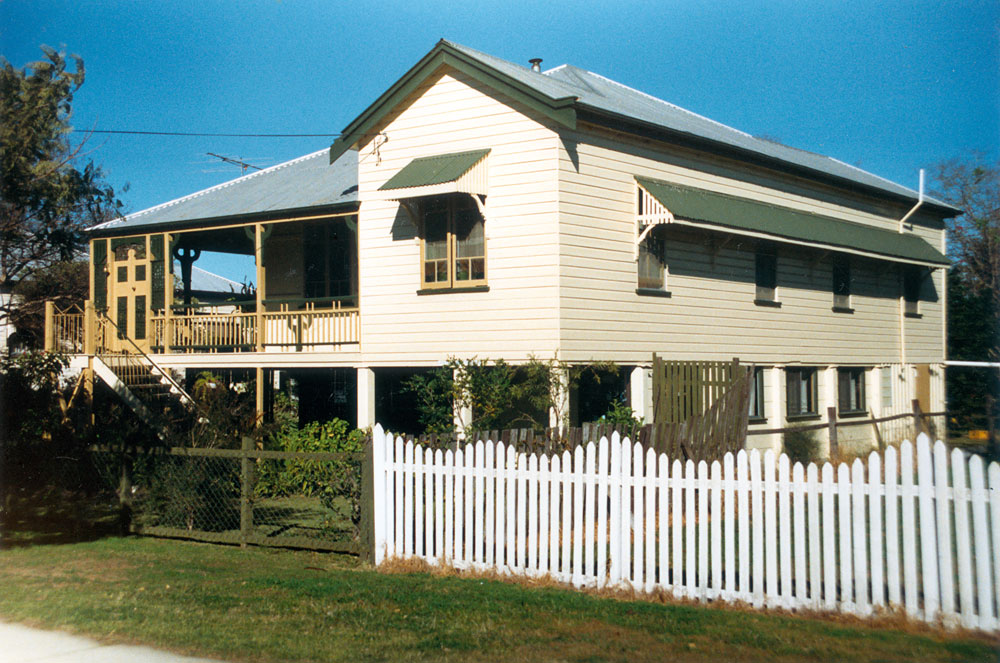 Albert Street home, Rosewood, Ipswich, c.1991