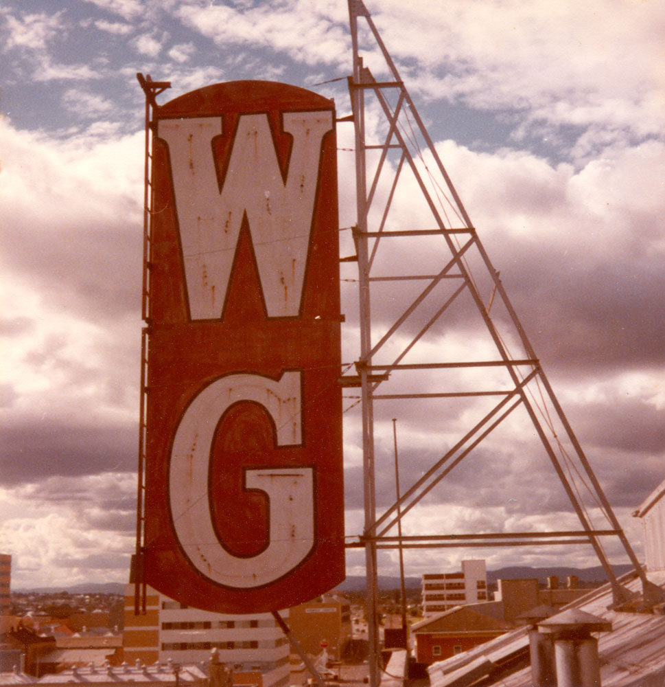 Wintergarden Theatre sign, Ipswich, 1979