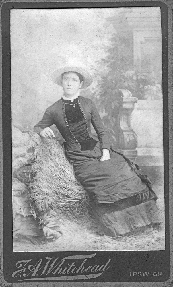 Portrait of unidentified woman, Ipswich, c.1900