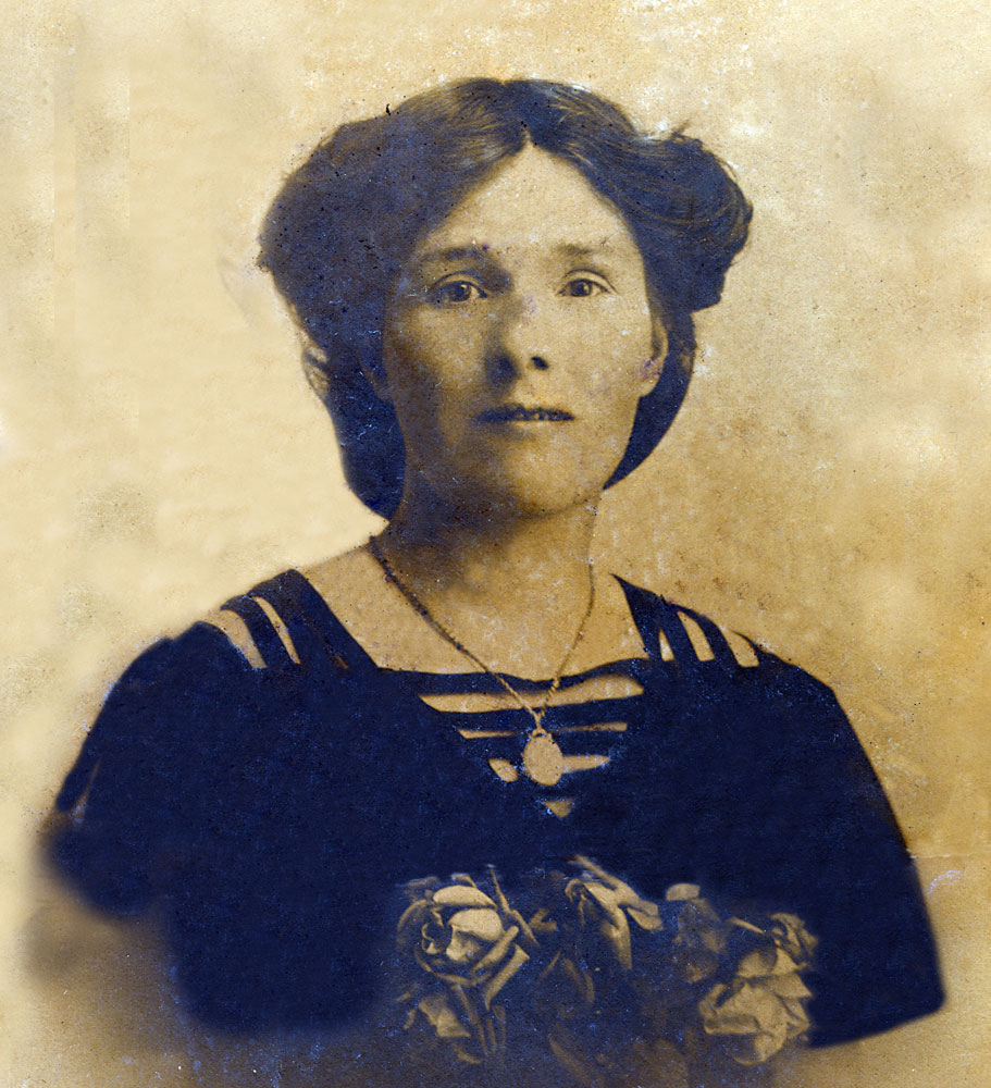 Martha Davenport (nee King), Ipswich, c.1917