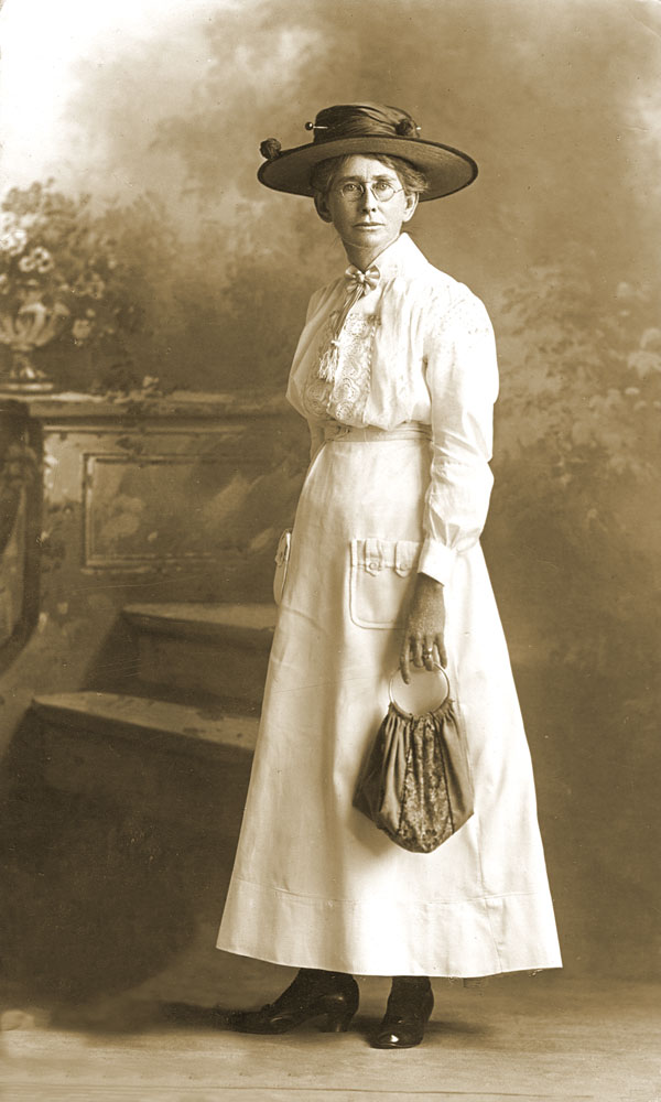 Eliza Ann Cooper (nee Woolley), Ipswich, c.1911