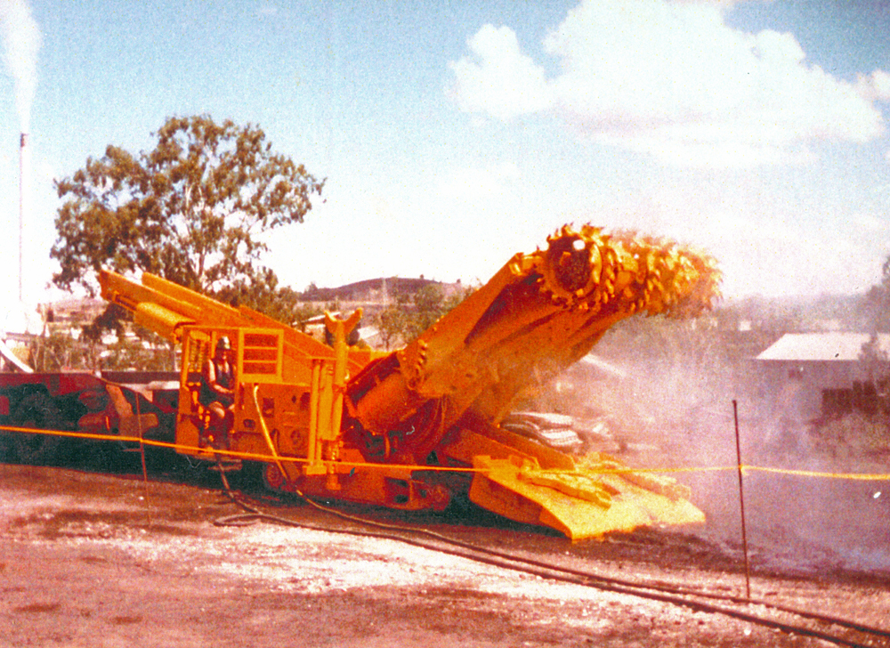 Lee-Norse 48H Continuous miner, Southern Cross Mine, Ipswich, c.1984
