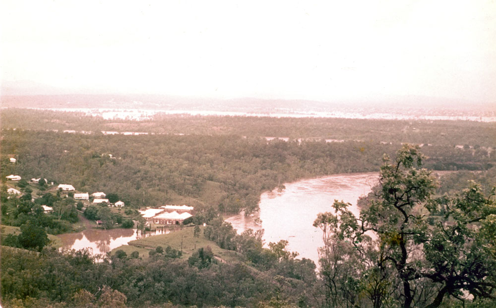 Towards Ipswich, over Pumping Station at Mt Crosby during flood, Ipswich, 1974