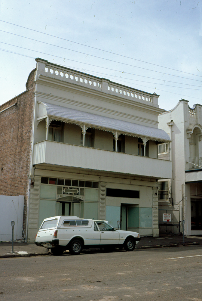 Building that was once Sydney Caf&eacute;, 10 Nicholas Street, Ipswich, c.1983