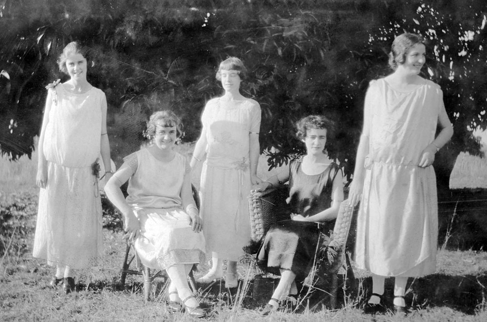 Group at Oakleigh, before attending the Peace Ball, Redbank Plain, Ipswich, 1925