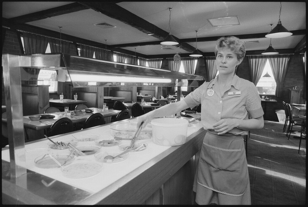 Pizza Hut salad bar, Downs Street, North Ipswich, Ipswich, July 1985