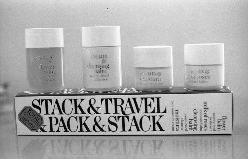 Cosmetics advertised in The Queensland Times, Ipswich, December 1977