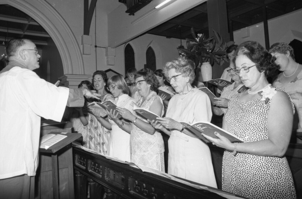 Choir at St Paul's Anglican Church for Christmas celebrations, Ipswich, December 1977