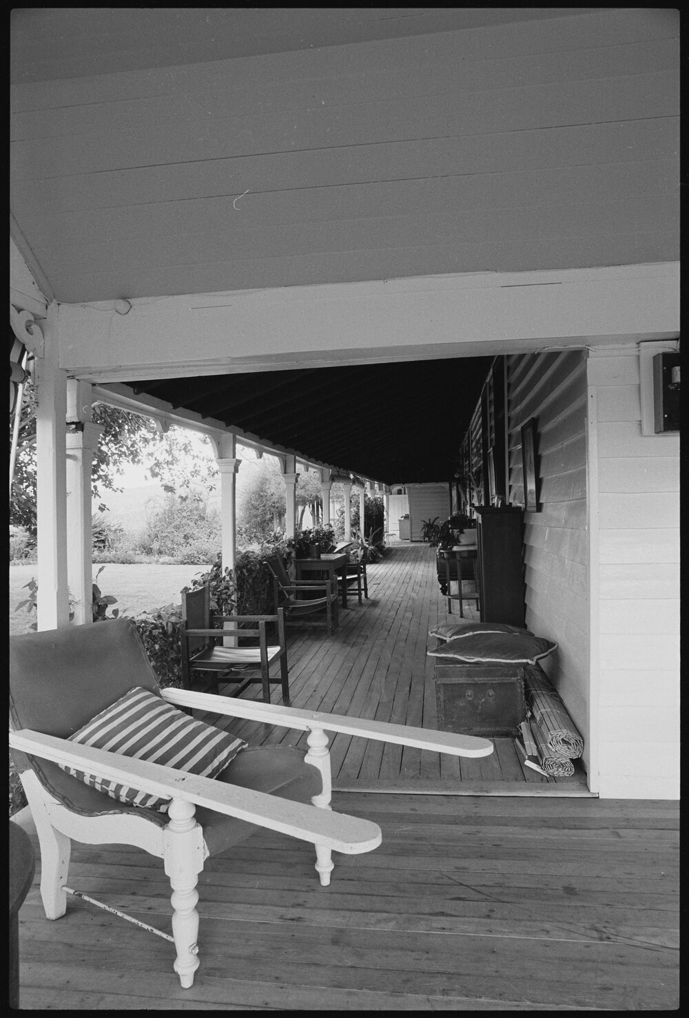 External photos of Bellevue Homestead, Coominya, August 1985