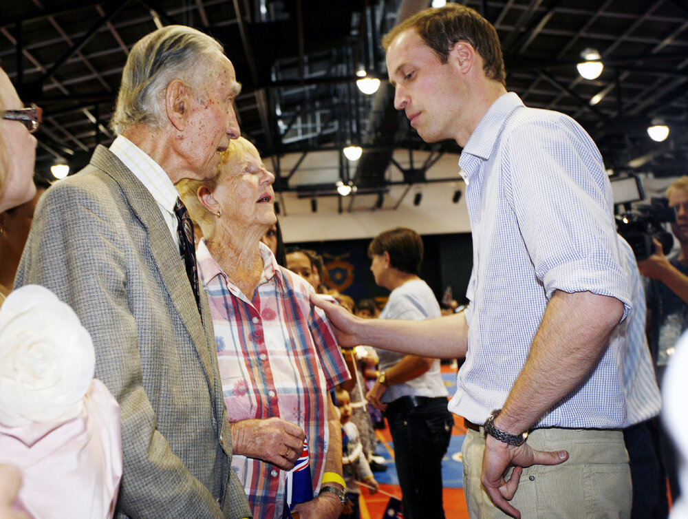 William, Prince of Wales meeting locals, West Moreton Anglican College, Karrabin, Ipswich, 2011 with Anna Bligh