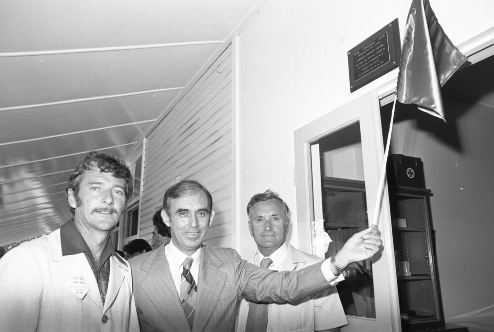 Llew Edwards opening the Grandchester State School Library/Health Room at the Grandchester State School centenary celebration, Grandchester, Ipswich, January 1978