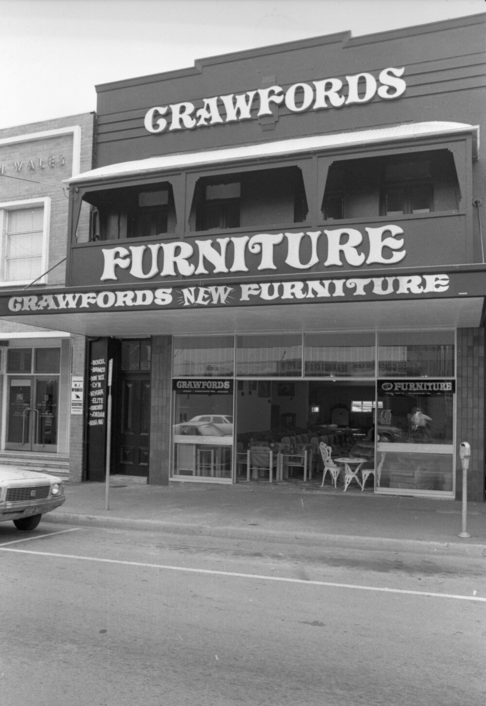 Crawford's Furniture on Brisbane Street, Ipswich, December 1977