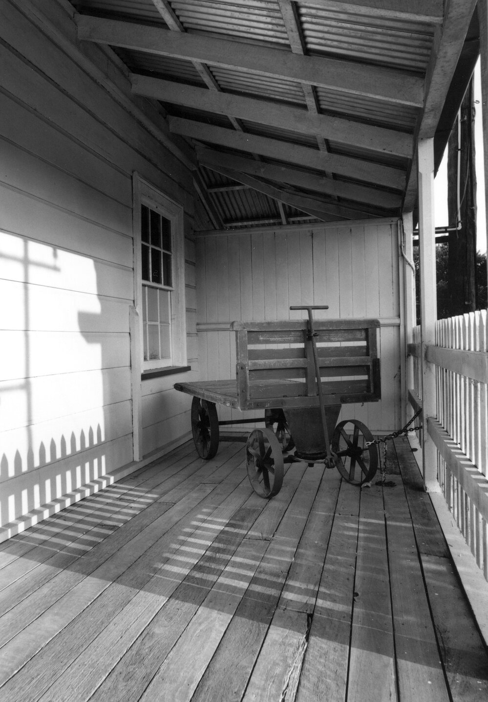 Grandchester Railway Station, 2003