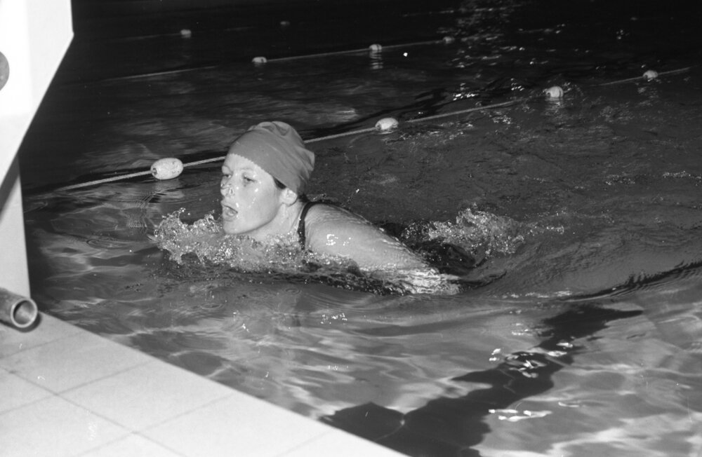 Unidentified female swimmer with nose plug, Ipswich, Queensland, February 1978