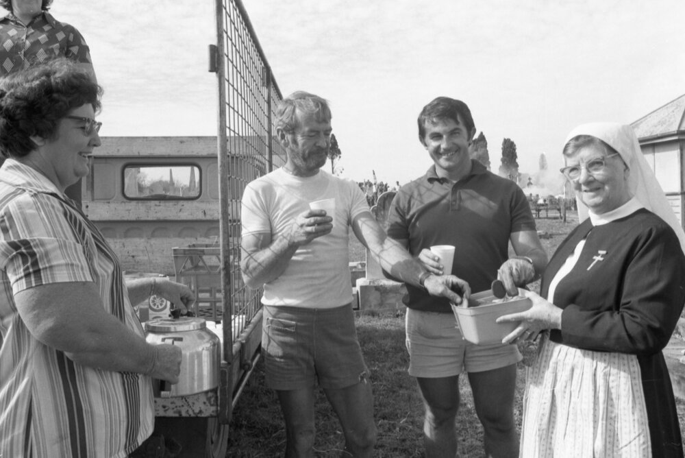 Ladies serving tea and biscuits to workers during Ipswich General Cemetery 'Clean-Up' campaign, Ipswich, 18th June 1977