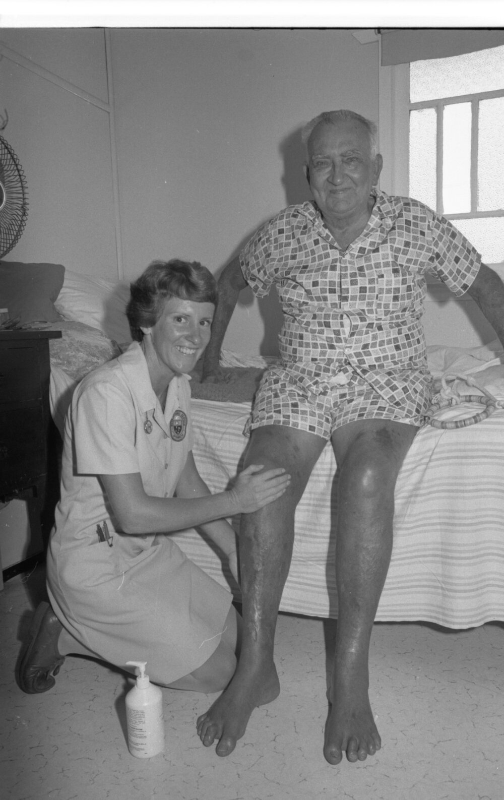 Blue Nurses care for elderly man, Ipswich, Queensland, February 1978