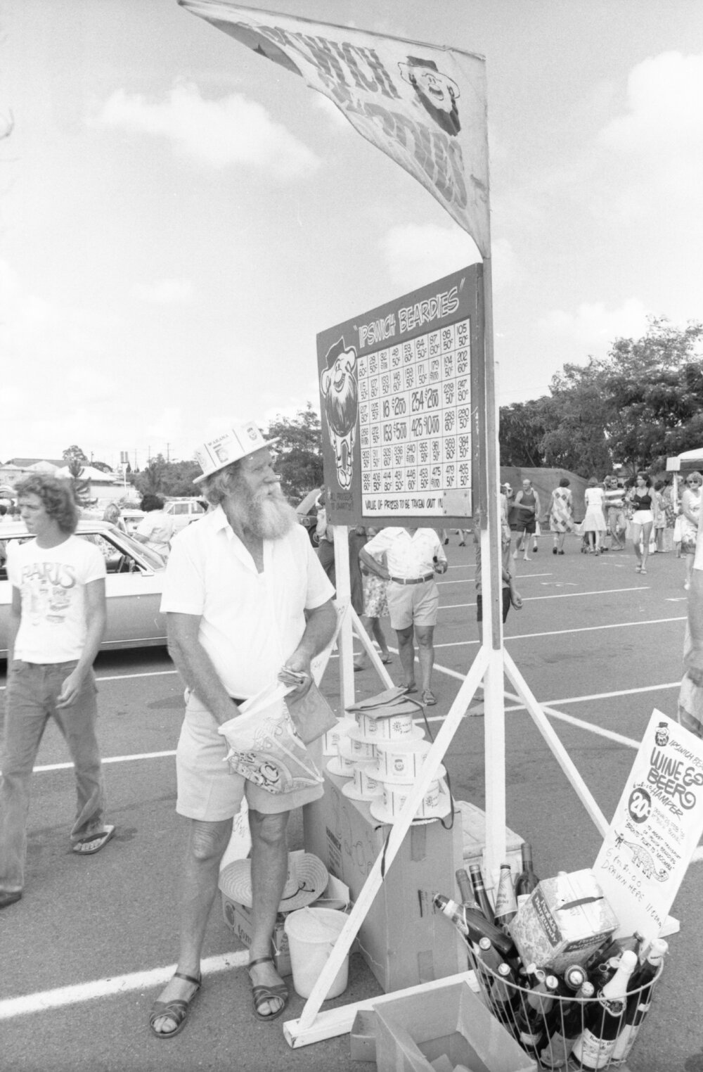 Ipswich Beardies hamper raffle and ticket bingo game at Booval Fair markets to fund Bronto Float Moomba appearance, Booval, February 1978