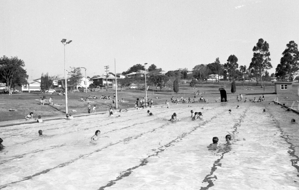 People swimming in Jim Gardiner Pool, Ipswich, October 1977