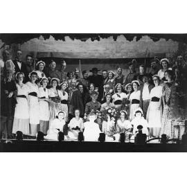 Silkstone Booval Choral Union, performing 'Maid of the Mountain', 1940s