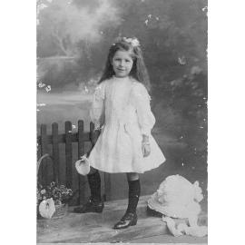 Thelma Marsh, Ipswich, 1910