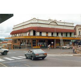 North Star Hotel during demolition, Ipswich, 1986