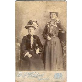 Susannah Auld and her eldest daughter Agnes, Ipswich,  c.1900
