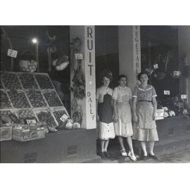 Staff in front of Ipswich Fruit Mart, 124 Brisbane Street, Ipswich 1952-1953