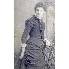 Elizabeth Heys Markwell (nee Pettigrew), Brisbane, 1880s