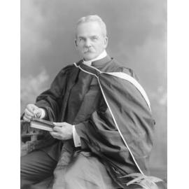 Thought to be Reverend Joseph Robertson, Ipswich, 1908-1916