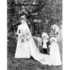 Cribb & Foote family wedding, Ipswich, 1900