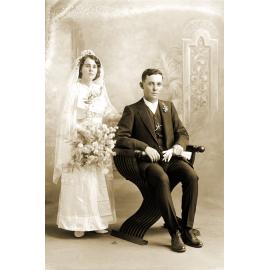 Wedding portrait of Peter O'Reilly and Maud Bulmer, Ipswich, 1913